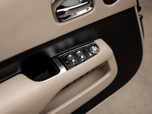 Used 2016 Rolls-Royce Dawn RWD image 62