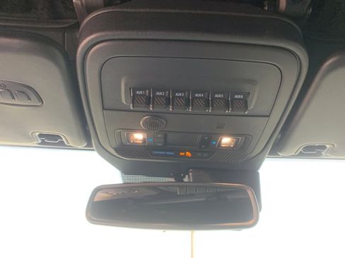 Used 2024 Ford Bronco Wildtrak image 20