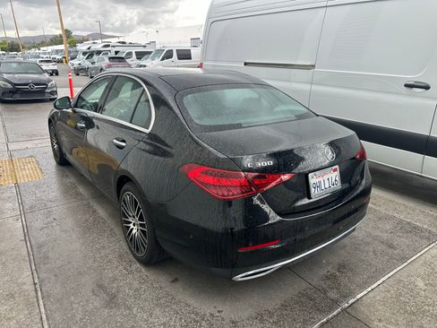 Used 2023 Mercedes-Benz C 300 Sedan image 4