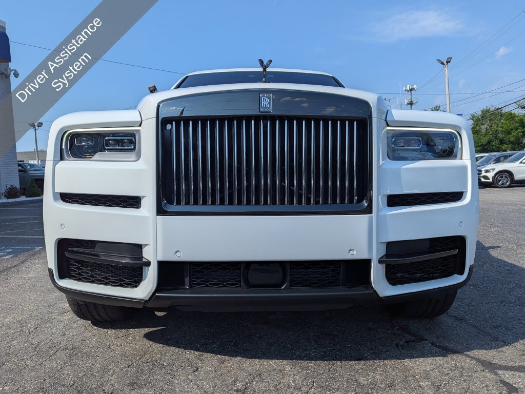 Used 2022 Rolls-Royce Cullinan Black Badge AWD/4WD image 5
