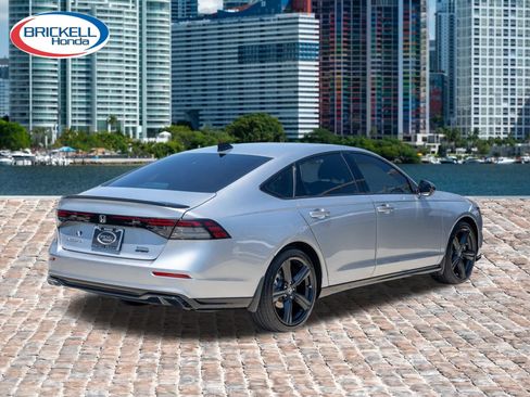 Used 2025 Honda Accord Sport image 6