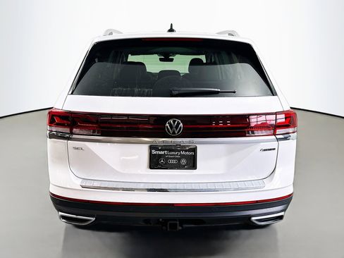 New 2026 Volkswagen Atlas SEL image 6