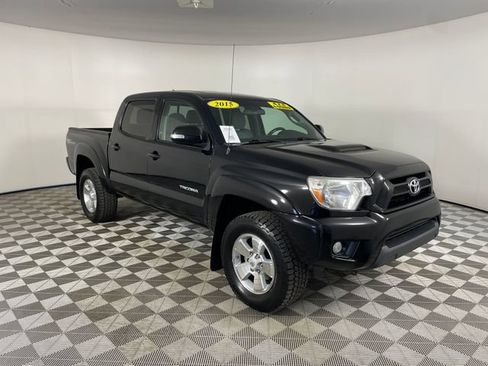 Used 2015 Toyota Tacoma 4x4 Double Cab w/ TRD Sport Package image 22