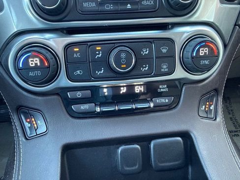 Used 2015 Chevrolet Tahoe LT image 31