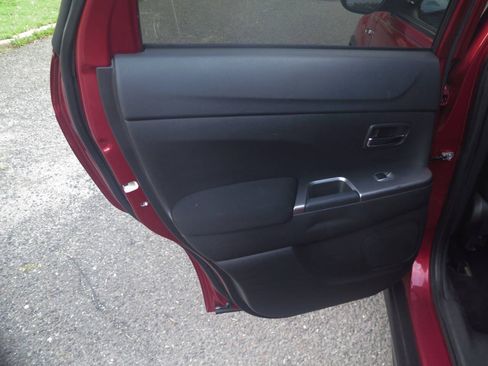 Used 2019 Mitsubishi Outlander Sport ES FWD image 32