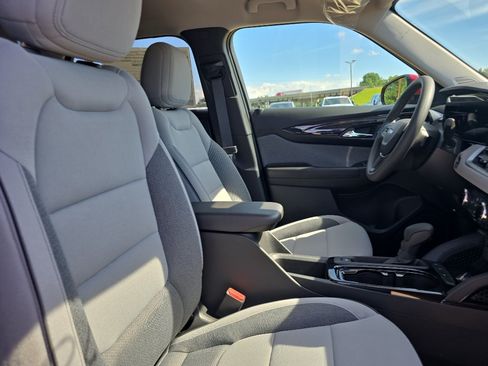 New 2026 Chevrolet TrailBlazer LT w/ Driver Confidence Package FWD image 15