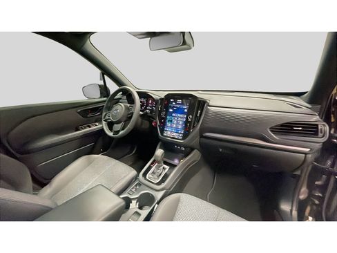 Used 2025 Subaru Forester Premium AWD/4WD image 19