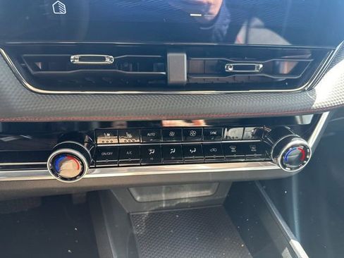 New 2026 Chevrolet Equinox RS w/ Convenience Package III AWD/4WD image 15