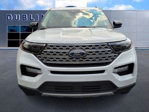 Used 2022 Ford Explorer Limited w/ Equipment Group 301A image 2
