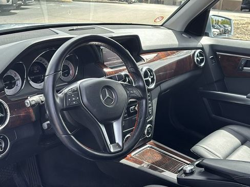Used 2013 Mercedes-Benz GLK 250 BlueTEC 4MATIC image 22