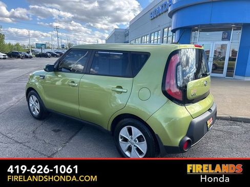 Used 2014 Kia Soul FWD image 3
