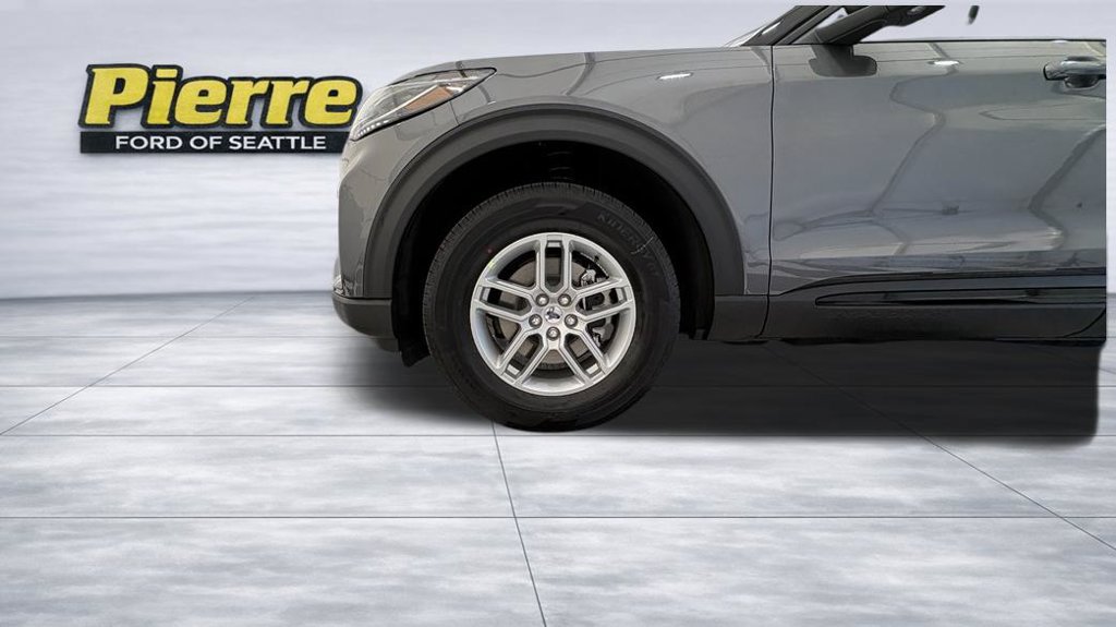 New 2026 Ford Explorer Active AWD/4WD image 11