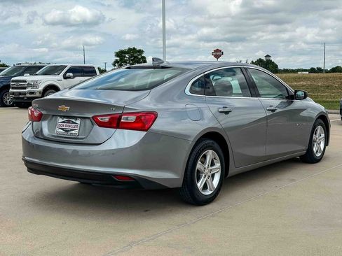 Used 2024 Chevrolet Malibu LT FWD image 3