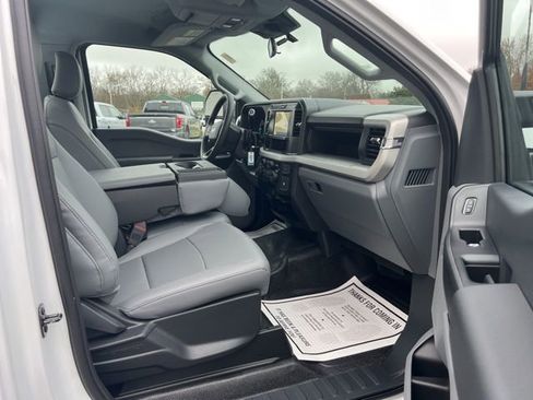 New 2026 Ford F250 XL w/ XL Off-Road Package image 11
