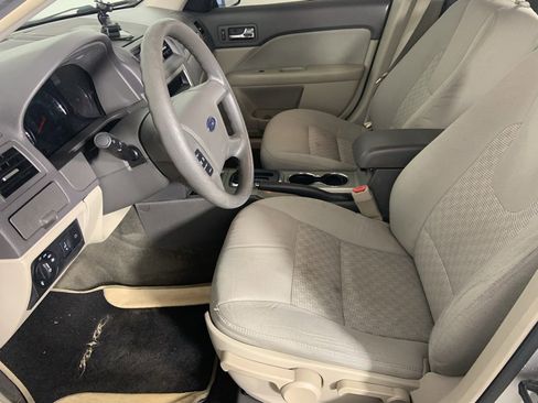 Used 2011 Ford Fusion S image 14