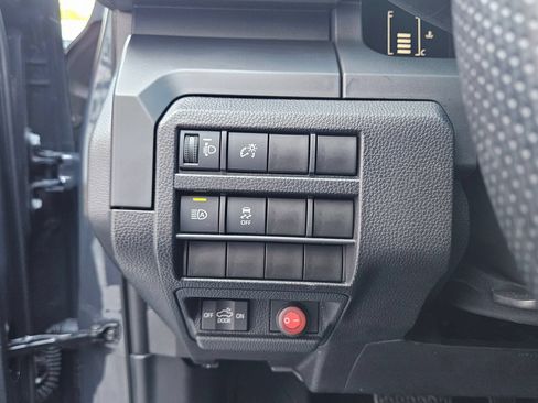 Used 2025 Toyota Tacoma SR AWD/4WD image 20