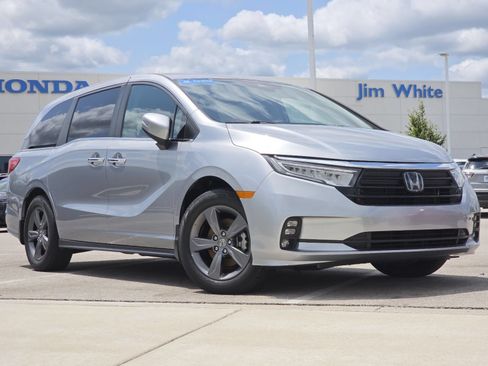 Certified 2021 Honda Odyssey EX image 2