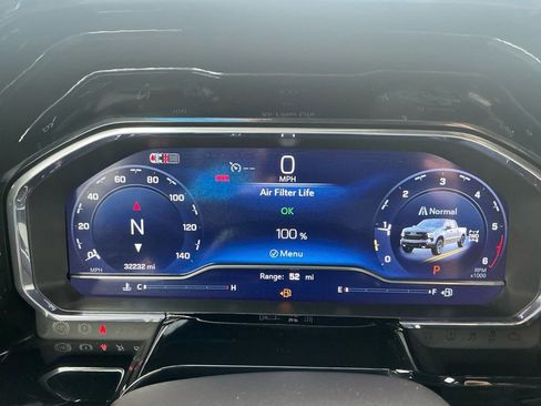 Used 2024 Chevrolet Silverado 1500 LT Trail Boss w/ LT Trail Boss Premium Package image 19