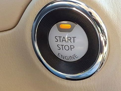 Used 2019 INFINITI QX60 Luxe w/ Essential Package image 31