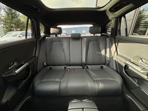 Used 2025 Mercedes-Benz GLA 250 4MATIC image 45