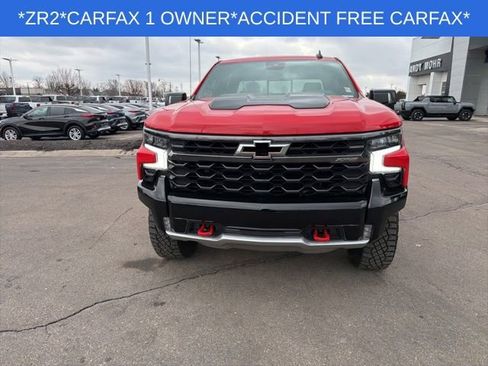 Used 2024 Chevrolet Silverado 1500 ZR2 image 4
