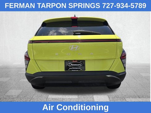 Used 2024 Hyundai Kona SEL FWD image 8