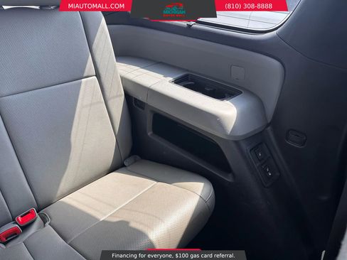 Used 2015 Toyota Sequoia Platinum image 33