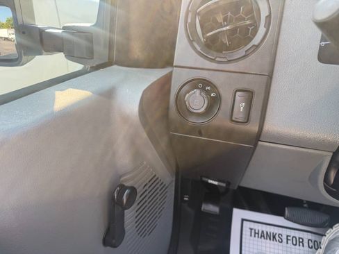 Used 2015 Ford F250 XL AWD/4WD image 17
