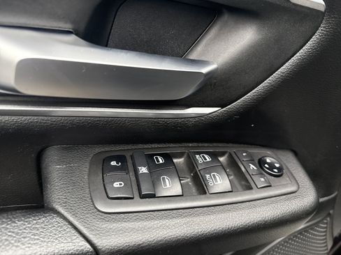 Used 2021 RAM 1500 Big Horn image 17