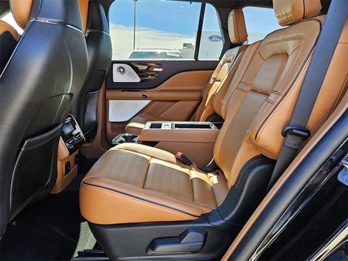 Used 2023 Lincoln Aviator Black Label Grand Touring image 25