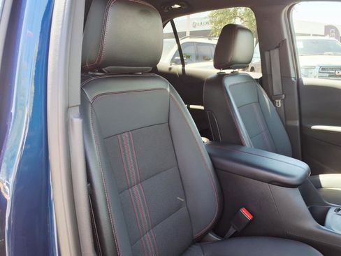 Used 2023 Chevrolet Equinox RS FWD image 12