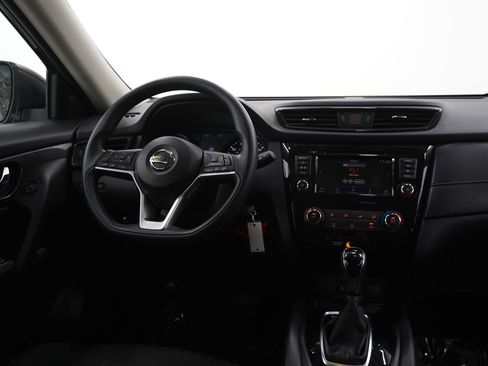 Used 2018 Nissan Rogue S image 14