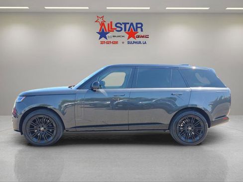 Used 2023 Land Rover Range Rover Long Wheelbase Autobiography image 4