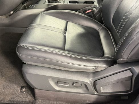 Used 2019 Ford Ranger Lariat w/ Technology Package image 13