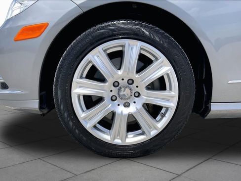 Used 2013 Mercedes-Benz E 350 Sedan image 11