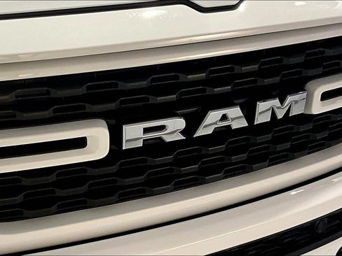 Used 2022 RAM 1500 Big Horn AWD/4WD image 32