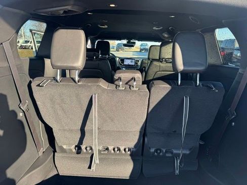 New 2026 Chrysler Pacifica Select AWD/4WD image 47