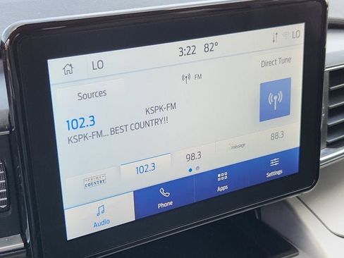 Used 2022 Ford Explorer XLT w/ Equipment Group 202A image 23