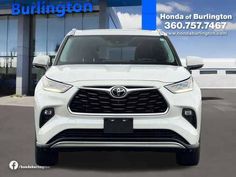 Used 2022 Toyota Highlander Platinum AWD/4WD image 10
