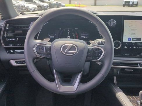 Used 2025 Lexus RX 350 FWD w/ Technology Package image 16