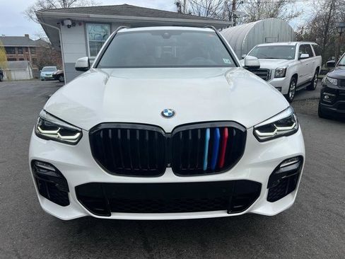 Used 2021 BMW X5 xDrive40i w/ M Sport Package image 2