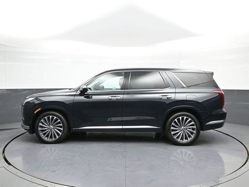 Used 2024 Hyundai Palisade Calligraphy image 9