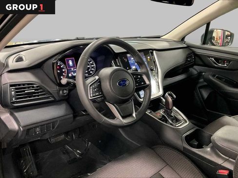 Used 2024 Subaru Outback Premium AWD/4WD image 17