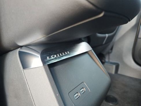 New 2026 Cadillac Lyriq Luxury w/ LPO, Floor Liner Package image 10