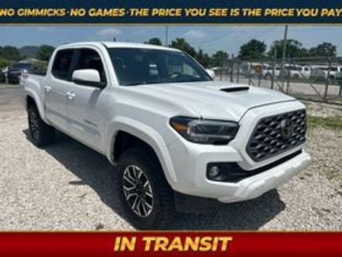 Used 2023 Toyota Tacoma TRD Sport AWD/4WD image 1
