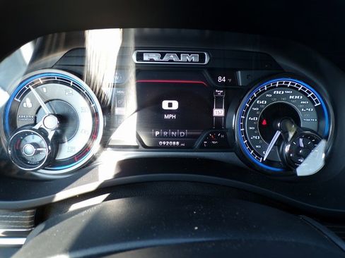 Used 2020 RAM 3500 Limited image 16