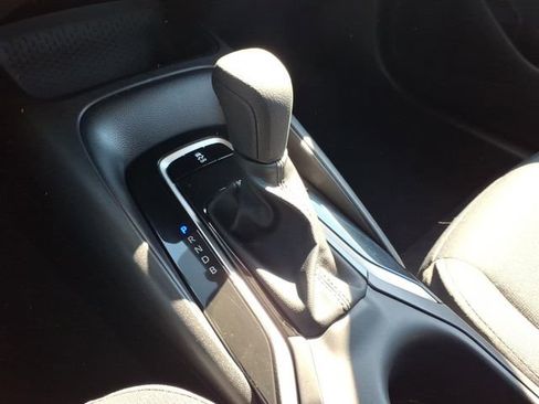 Used 2026 Toyota Corolla LE FWD image 13