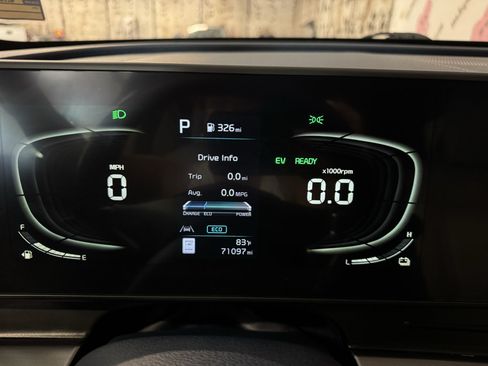 Used 2023 Kia Sportage EX AWD/4WD image 23