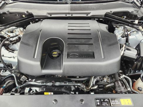 Certified 2023 Land Rover Defender 130 X AWD/4WD image 29