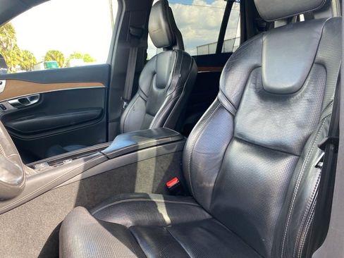 Used 2018 Volvo XC90 T6 Inscription w/ Convenience Package image 9